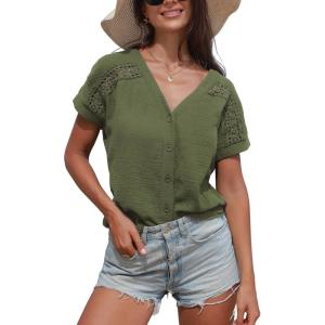 CUPSHE Women Summe Tops V Neck Blouses Short Sleeves Lace Shirt Button Front Tee Work Vacation Outfits(Green)