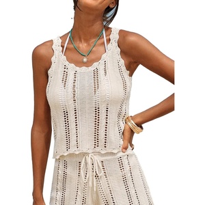 CUPSHE Women Crochet Coverup Tops Sleeveless Scalloped Cropped Beach Coverup Top(Beige)