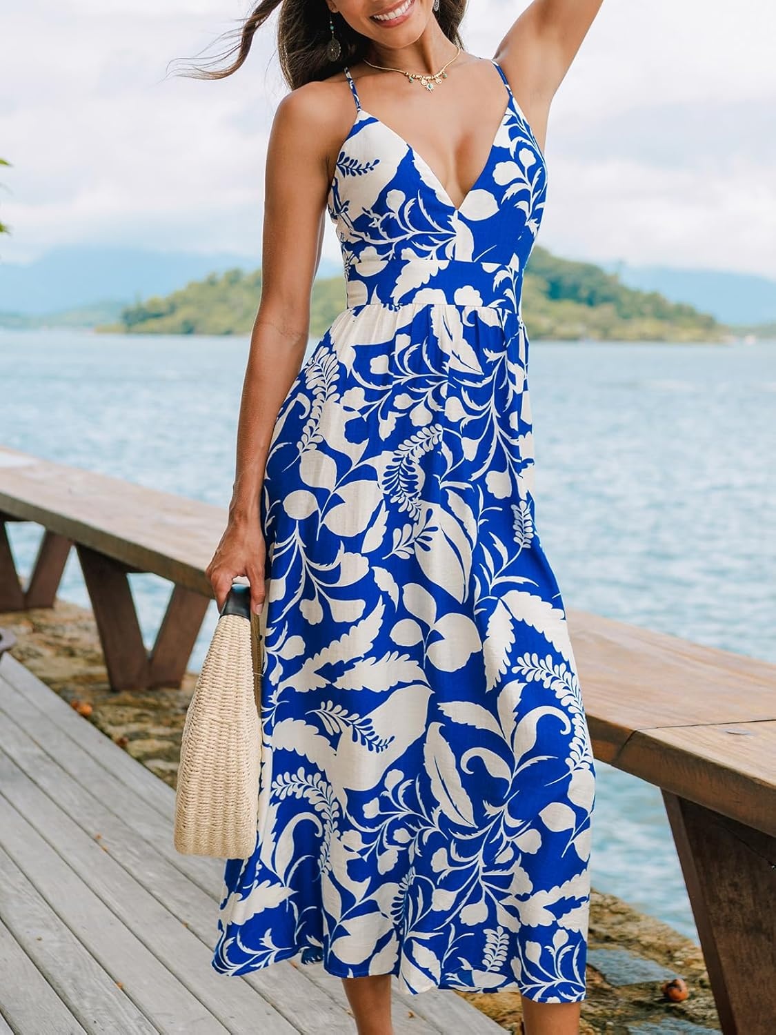 image:imageCUPSHE Women Summer Maxi Dress Floral Spaghetti Strap Deep V Neck Backless Smocked Casual Beach Vacation Boho OutfitBlue