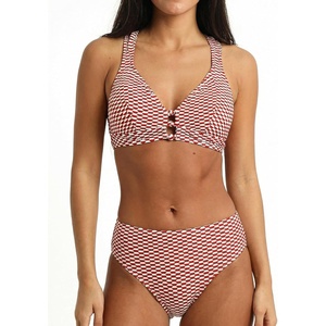 CUPSHE Women’s V Neck Bikini Sets Textured Crossback Two Piece Swimsuit | Cutout,Back Self Tie,Soft Removable Cups,Mid Rise,Flattering Bathing Suit For Vacation And Beach(Red/White)